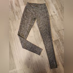 3/$25 Reebok leggings size XS